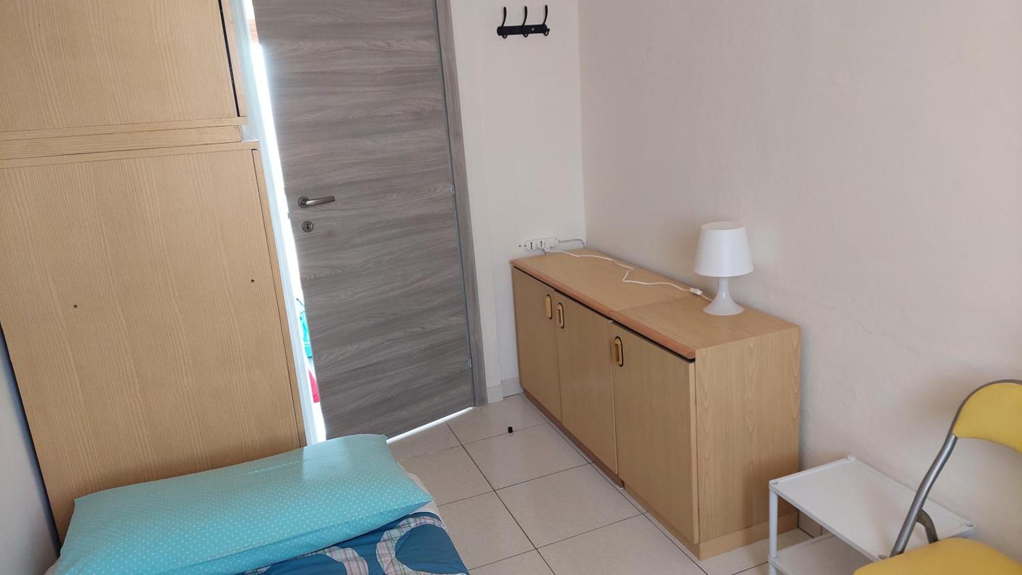 Affitti Brevi Ferrera Bilocale Ilenia 20 Minuti Da Rho Fiera E San Siro Apartment Bareggio Bagian luar foto